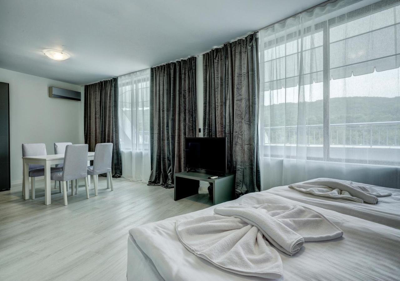 Continental Apartments Zlate písky Exteriér fotografie